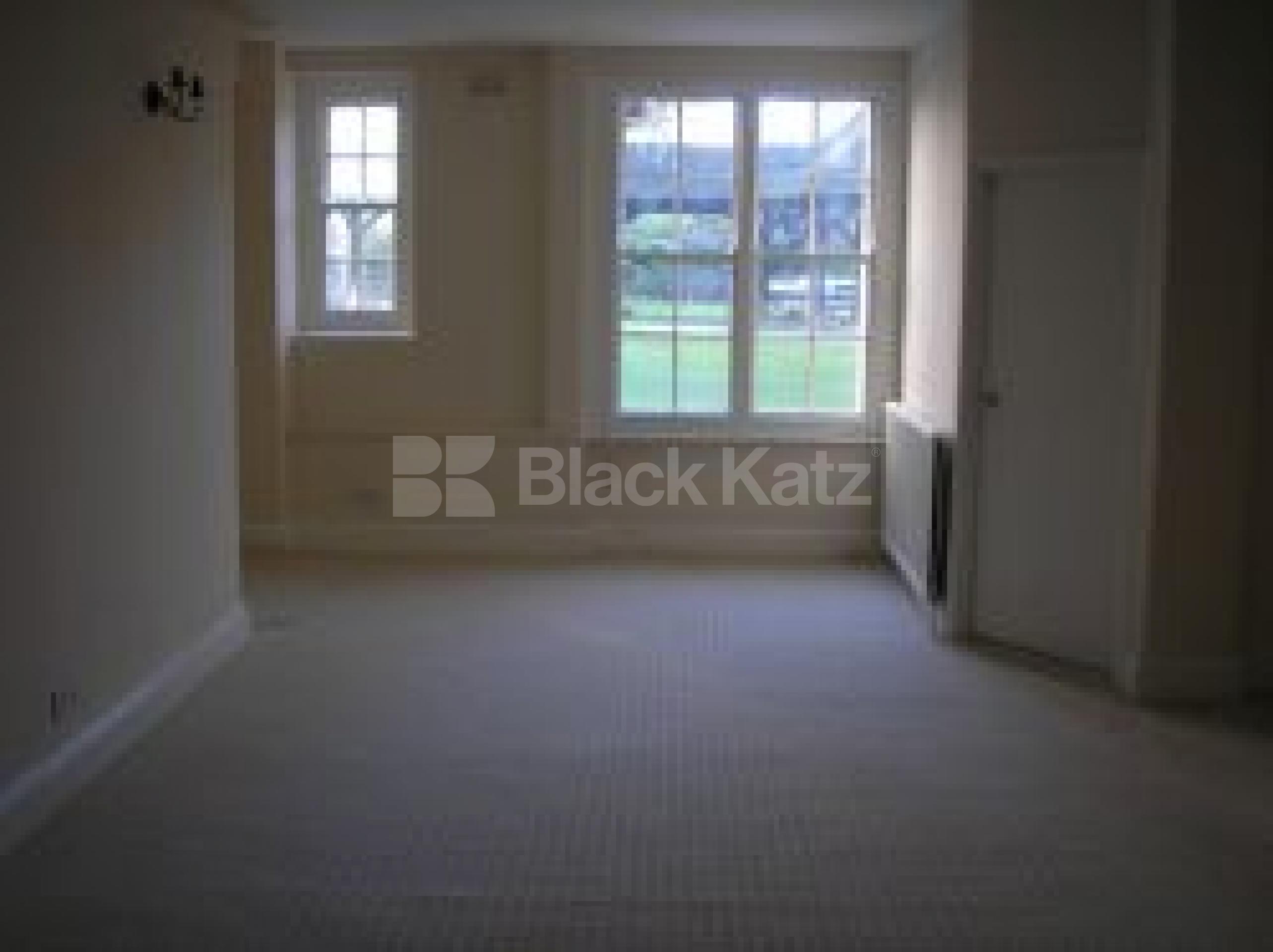 			3 Bedroom, 1 bath, 1 reception Flat			 Grove End Road, ST JOHNS WOOD NW8 NW8